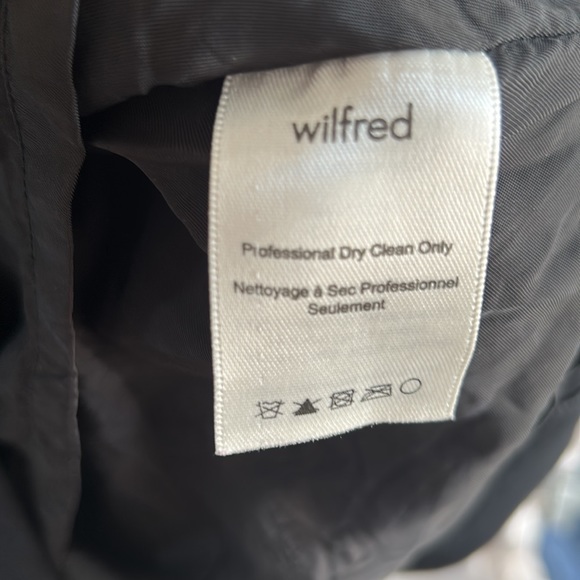 Wilfred Black V Neck Sleeveless Shift Dress With Side Pockets - Picture 8 of 9